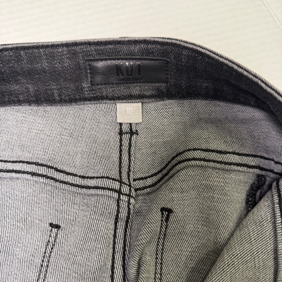 Kut From The Kloth - Reese High Rise Fab Ab Ankle Straight Leg, Size 10 - Picture 8 of 13